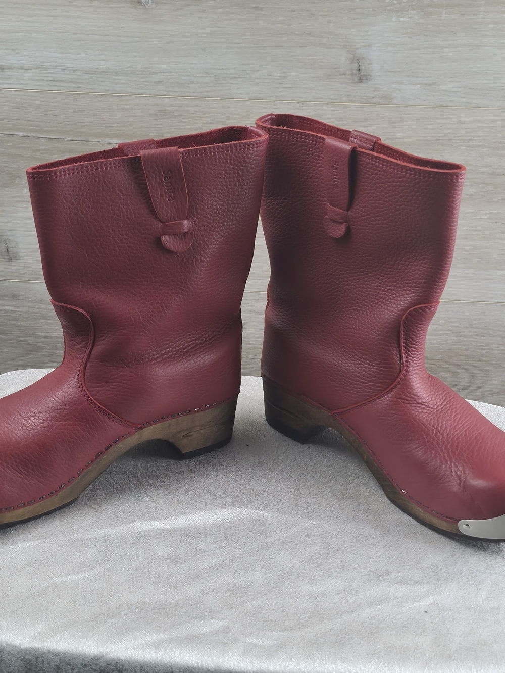 Sanita Red Pebbled Leather Clog Boots Metal Toe Cap Wooden Base Europe 41 US 8M - Picture 10 of 10